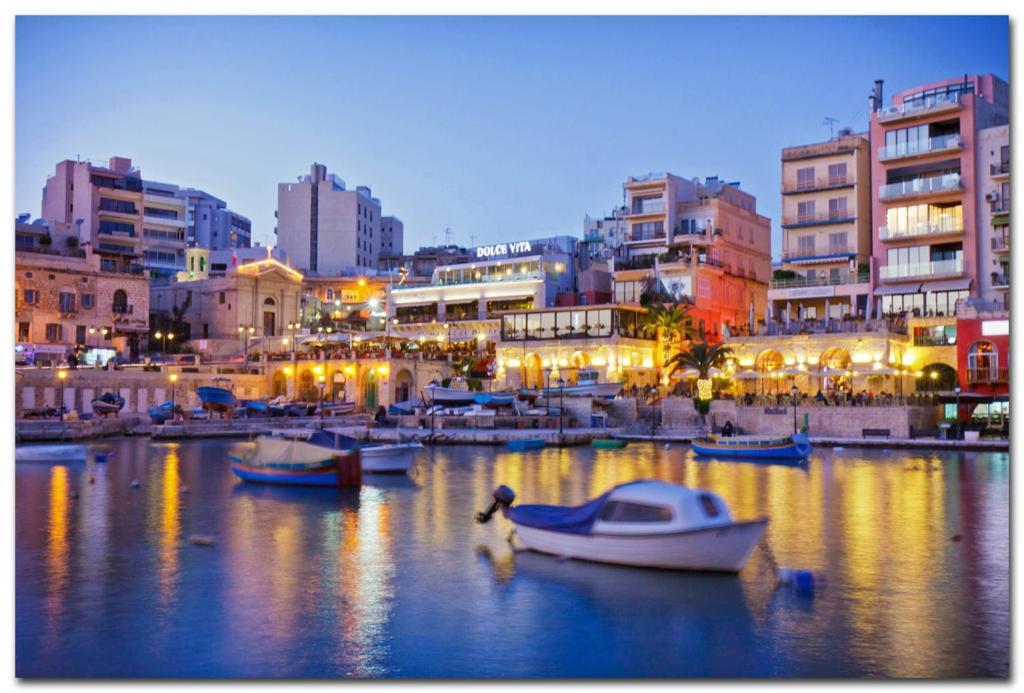 Modern 2Br Apartment In Central St Julian'S Saint Julian's Bagian luar foto