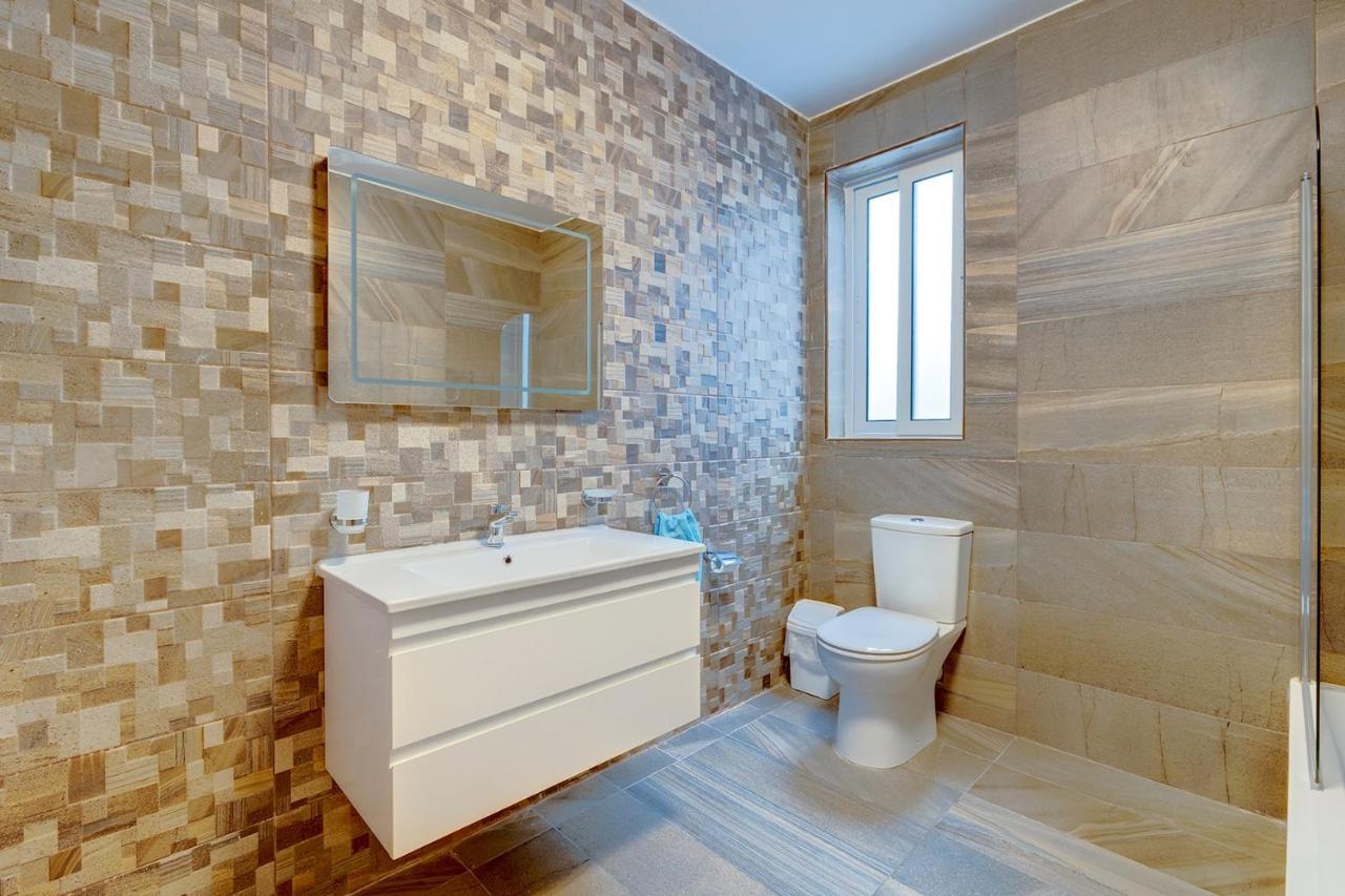 Modern 2Br Apartment In Central St Julian'S Saint Julian's Bagian luar foto