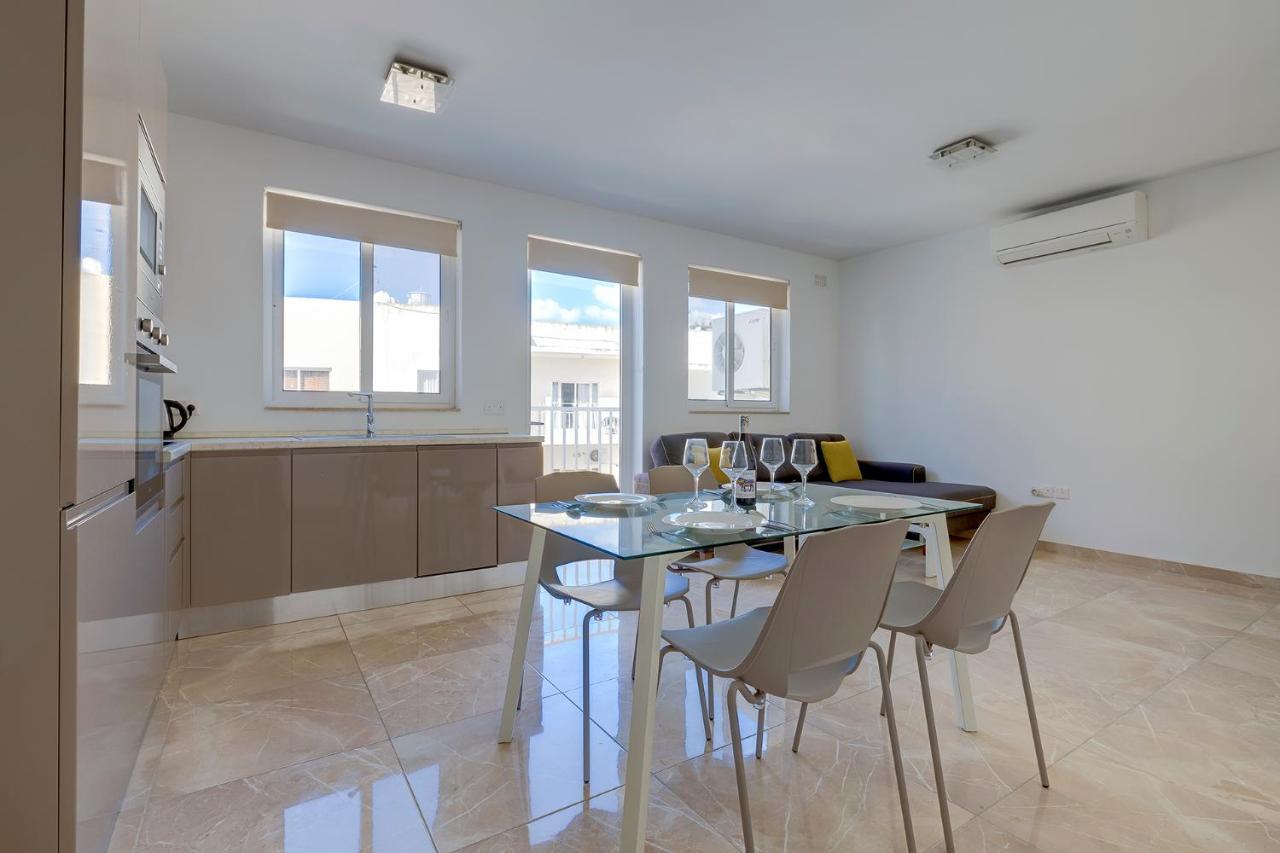 Modern 2Br Apartment In Central St Julian'S Saint Julian's Bagian luar foto